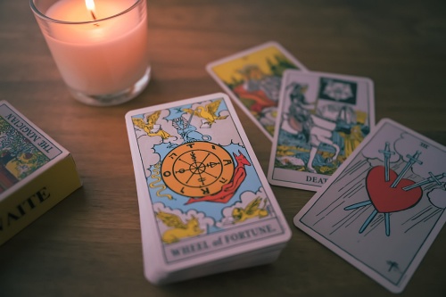 Het rad van fortuin tarot: jouw leven in beweging